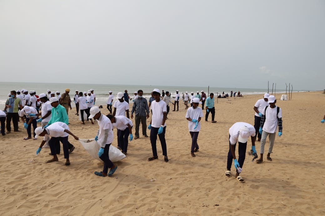 01.06.2024 1 beach